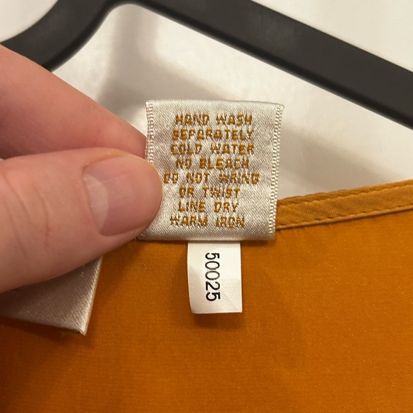 Vintage 100% silk golden label pajamas set  Victoria Secret - Picture 9 of 12